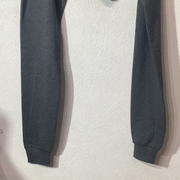 PUMA x FENTY - Adult Size OS - Hoodie cape - UNIQUE, RARE  & HTF - Picture 7 of 7